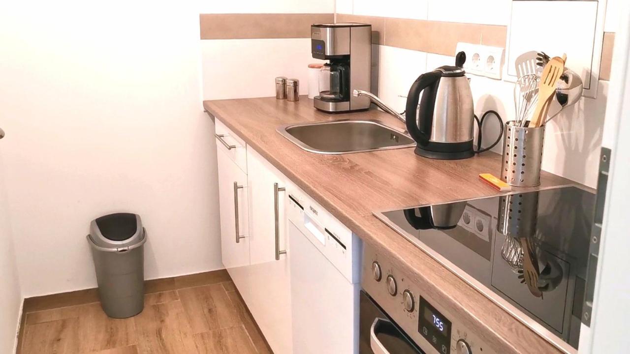 3-Zimmer, Bis 6 Personen Mit Parkplatz Appartement Mülheim an der Ruhr Buitenkant foto